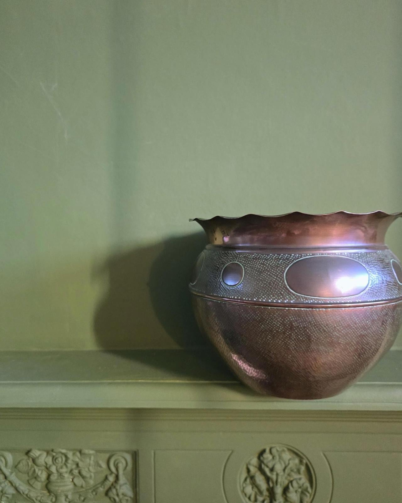 Arts & Crafts Hammered Copper Jardinière